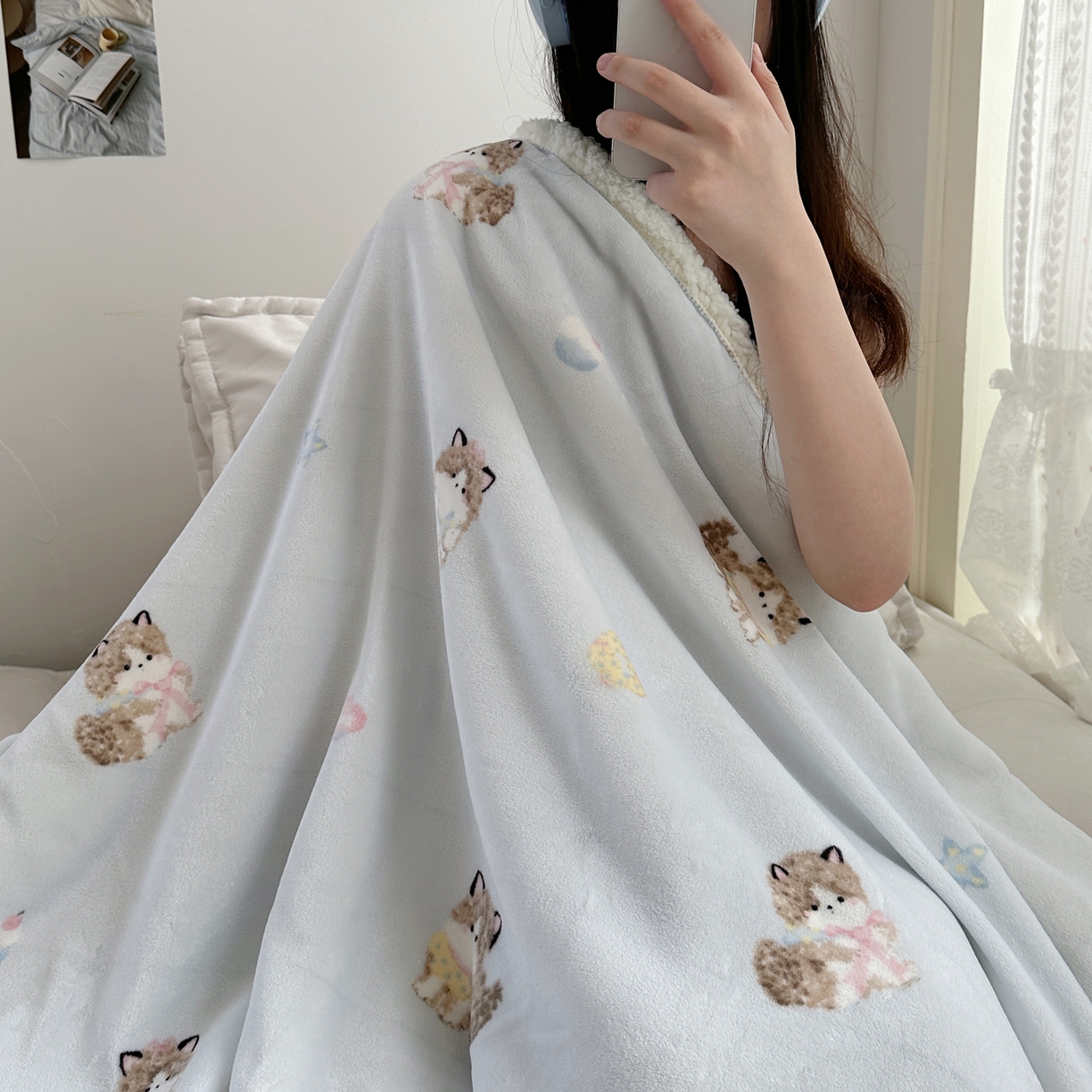 91家纺网 家纺一手货源 找家纺 萝莉家纺 2025新款小清新多功能牛奶绒羊羔绒毛毯毯子午睡毯 软萌猫蓝