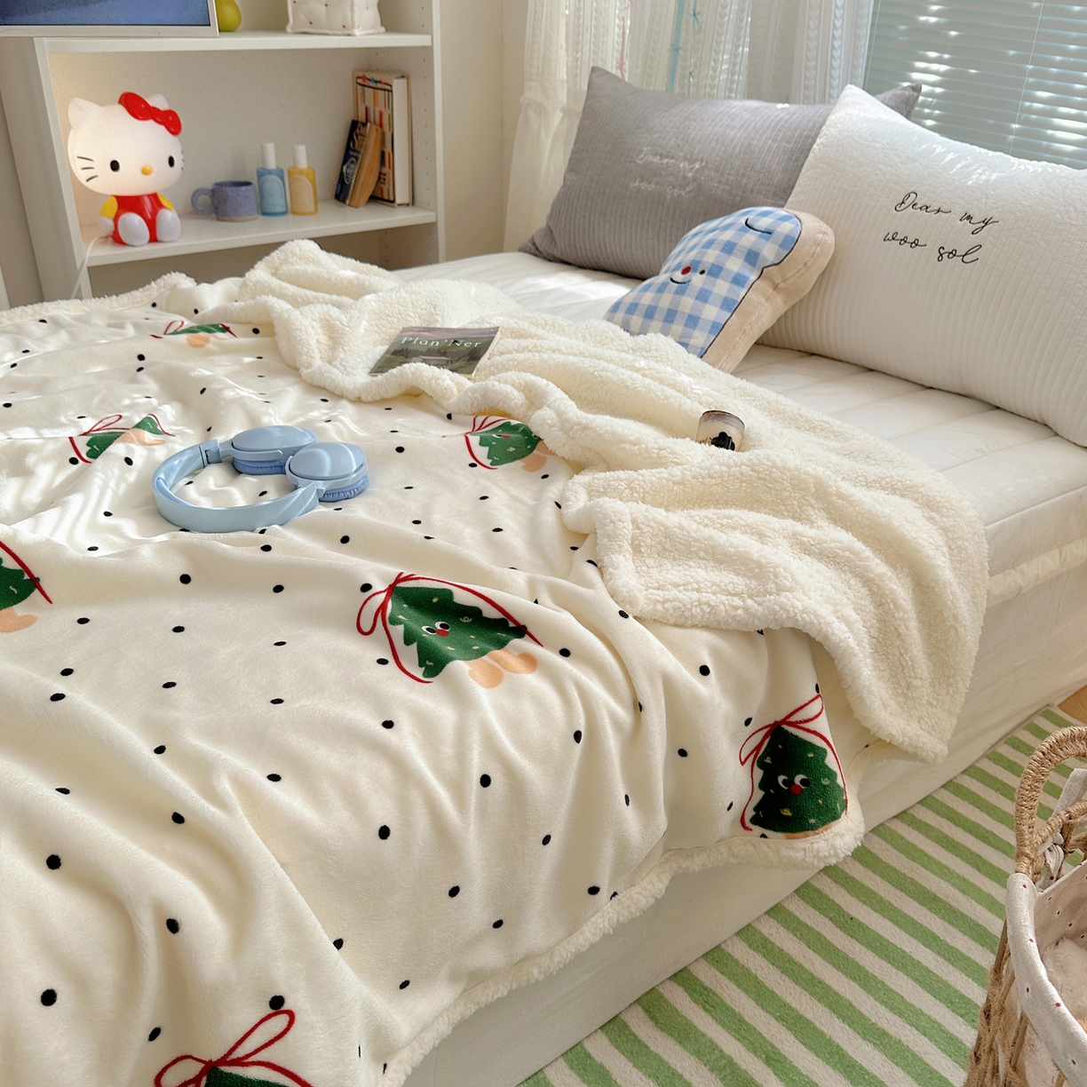 91家纺网 家纺一手货源 找家纺 萝莉家纺 2025新款小清新多功能牛奶绒羊羔绒毛毯毯子午睡毯 圣诞树