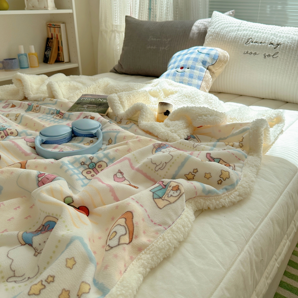 91家纺网 家纺一手货源 找家纺 萝莉家纺 2025新款小清新多功能牛奶绒羊羔绒毛毯毯子午睡毯 甜品屋