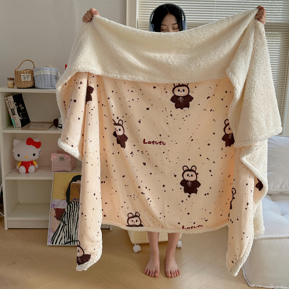 萝莉家纺 2025新款小清新多功能牛奶绒羊羔绒毛毯毯子午睡毯 兔兔
