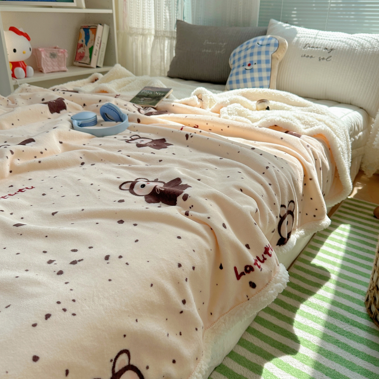 91家纺网 家纺一手货源 找家纺 萝莉家纺 2025新款小清新多功能牛奶绒羊羔绒毛毯毯子午睡毯 兔兔