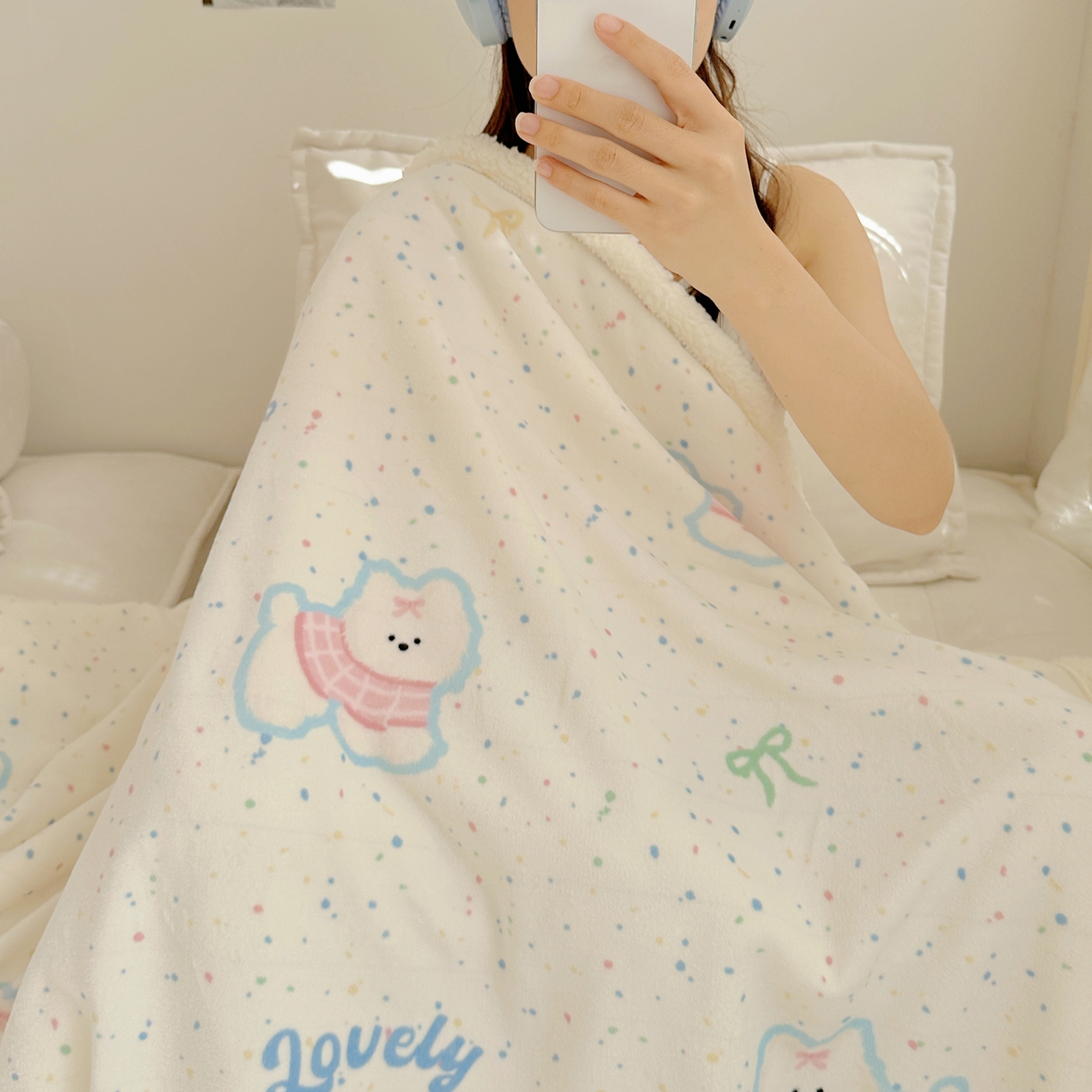 91家纺网 家纺一手货源 找家纺 萝莉家纺 2025新款小清新多功能牛奶绒羊羔绒毛毯毯子午睡毯 五彩缤纷