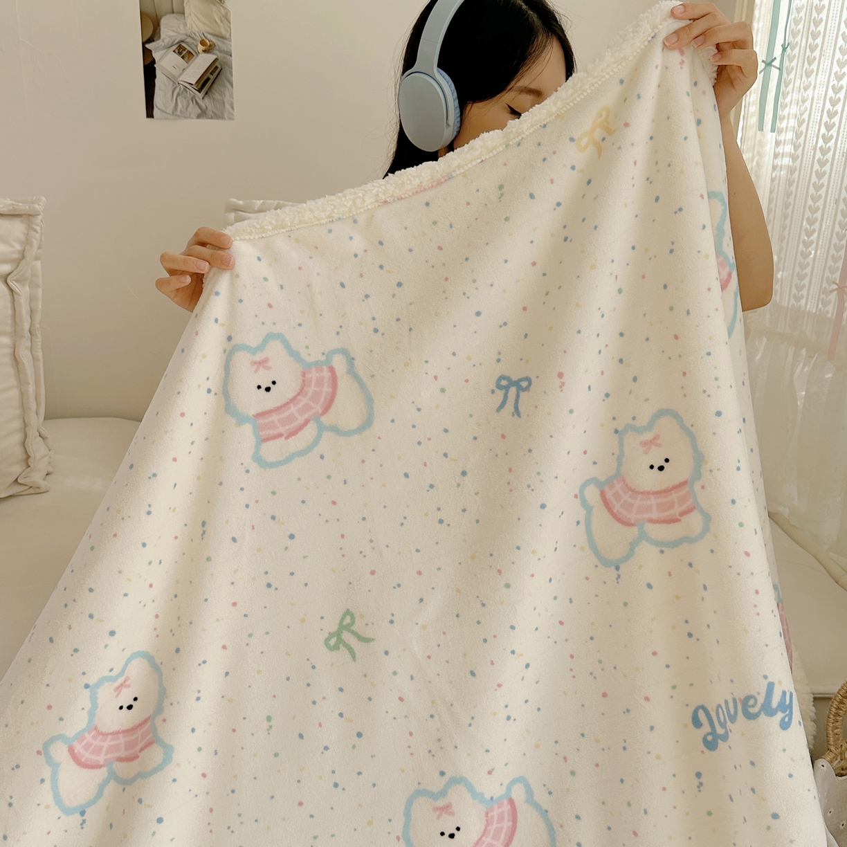 91家纺网 家纺一手货源 找家纺 萝莉家纺 2025新款小清新多功能牛奶绒羊羔绒毛毯毯子午睡毯 五彩缤纷