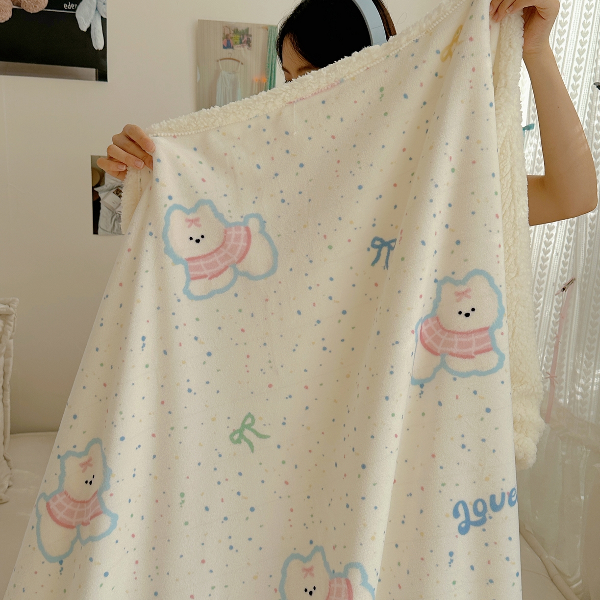 91家纺网 家纺一手货源 找家纺 萝莉家纺 2025新款小清新多功能牛奶绒羊羔绒毛毯毯子午睡毯 五彩缤纷