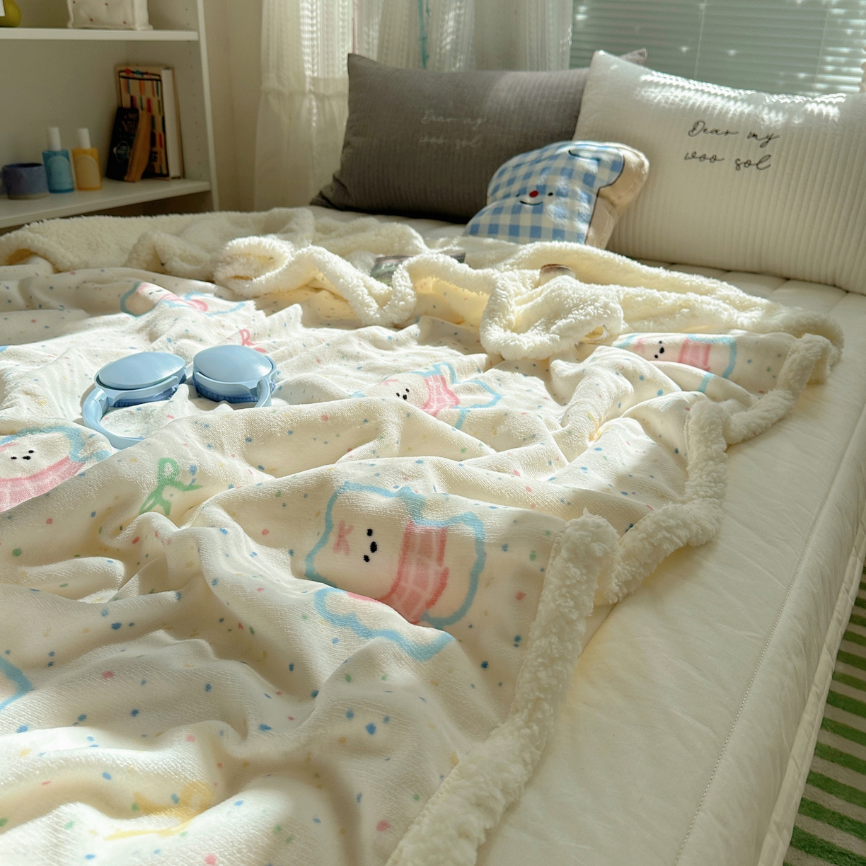 91家纺网 家纺一手货源 找家纺 萝莉家纺 2025新款小清新多功能牛奶绒羊羔绒毛毯毯子午睡毯 五彩缤纷