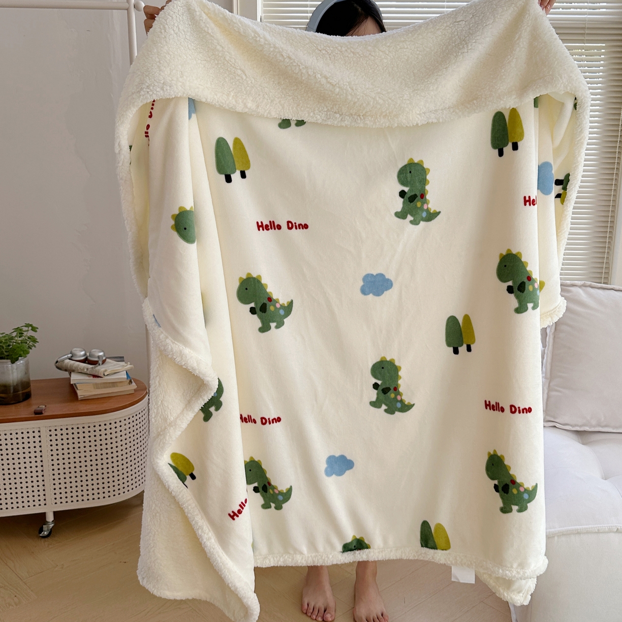 萝莉家纺 2025新款小清新多功能牛奶绒羊羔绒毛毯毯子午睡毯 小恐龙