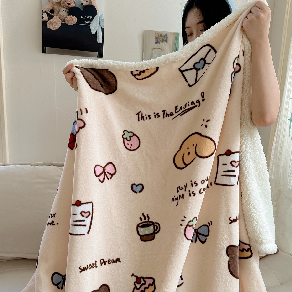 91家纺网 家纺一手货源 找家纺 萝莉家纺 2025新款小清新多功能牛奶绒羊羔绒毛毯毯子午睡毯 元气满满