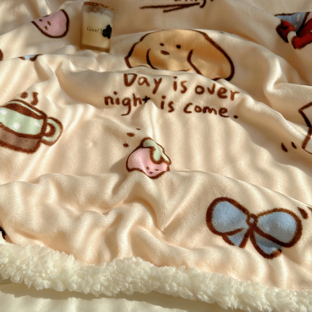 91家纺网 家纺一手货源 找家纺 萝莉家纺 2025新款小清新多功能牛奶绒羊羔绒毛毯毯子午睡毯 元气满满