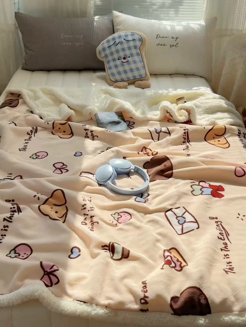 91家纺网 家纺一手货源 找家纺 萝莉家纺 2025新款小清新多功能牛奶绒羊羔绒毛毯毯子午睡毯 元气满满