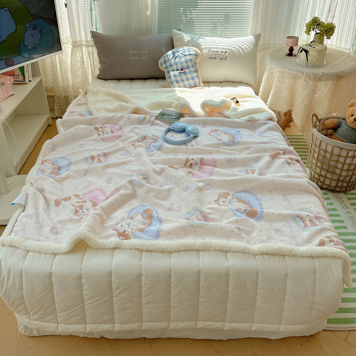 91家纺网 家纺一手货源 找家纺 萝莉家纺 2025新款小清新多功能牛奶绒羊羔绒毛毯毯子午睡毯 做个好梦