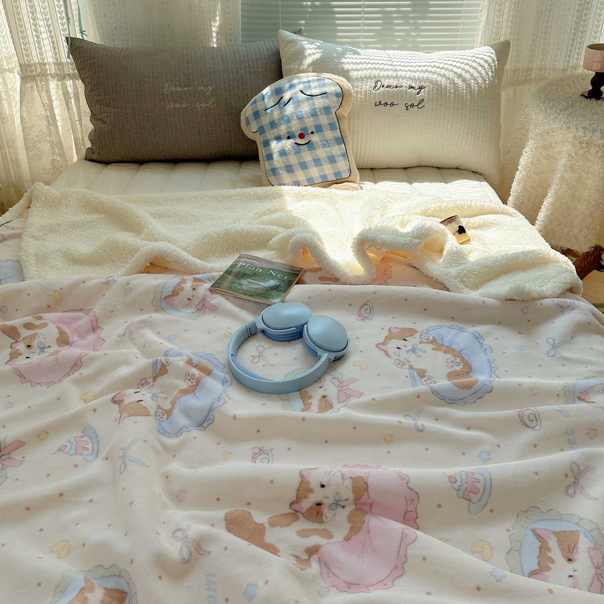 91家纺网 家纺一手货源 找家纺 萝莉家纺 2025新款小清新多功能牛奶绒羊羔绒毛毯毯子午睡毯 做个好梦