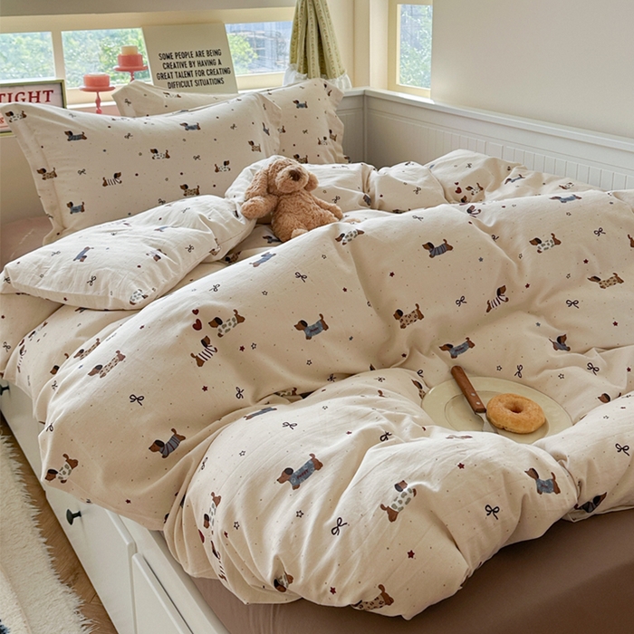 91家纺网 家纺一手货源 找家纺 萝莉家纺 2025新款全棉小清新高品质数码印花磨毛四件套 斑点狗狗