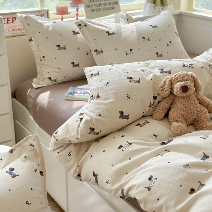 91家纺网 家纺一手货源 找家纺 萝莉家纺 2025新款全棉小清新高品质数码印花磨毛四件套 斑点狗狗