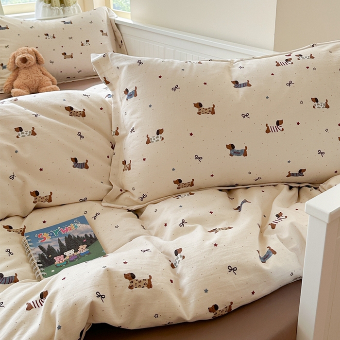 91家纺网 家纺一手货源 找家纺 萝莉家纺 2025新款全棉小清新高品质数码印花磨毛四件套 斑点狗狗