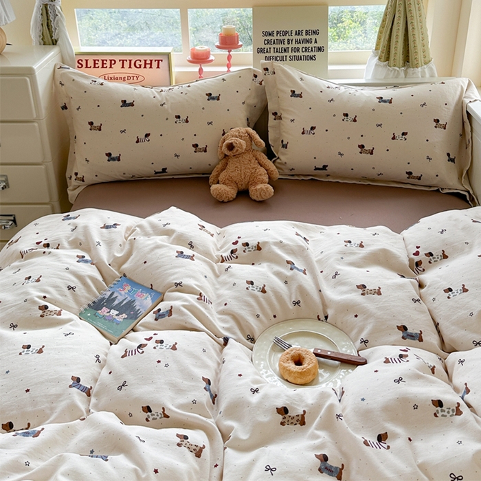 91家纺网 家纺一手货源 找家纺 萝莉家纺 2025新款全棉小清新高品质数码印花磨毛四件套 斑点狗狗