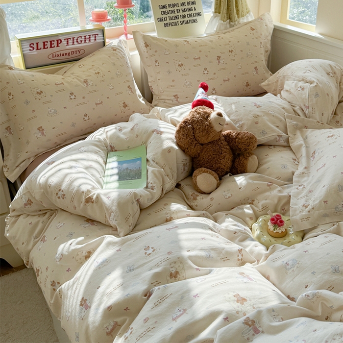 91家纺网 家纺一手货源 找家纺 萝莉家纺 2025新款全棉小清新高品质数码印花磨毛四件套 甜品熊