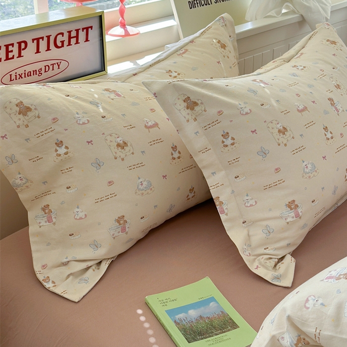 91家纺网 家纺一手货源 找家纺 萝莉家纺 2025新款全棉小清新高品质数码印花磨毛四件套 甜品熊