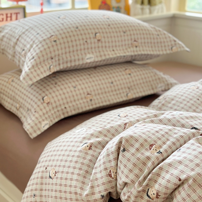 91家纺网 家纺一手货源 找家纺 萝莉家纺 2025新款全棉小清新高品质数码印花磨毛四件套 英伦熊