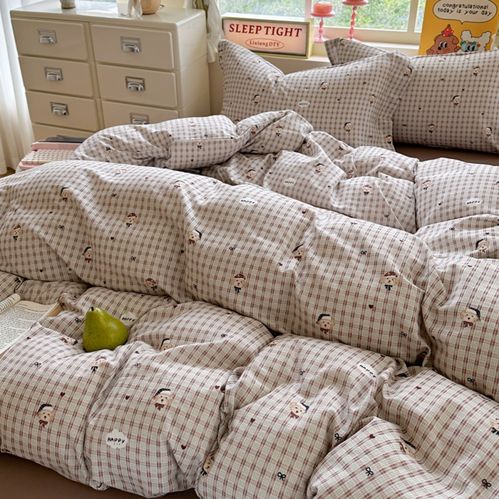 91家纺网 家纺一手货源 找家纺 萝莉家纺 2025新款全棉小清新高品质数码印花磨毛四件套 英伦熊