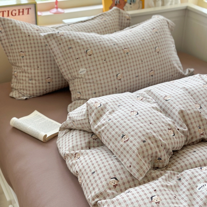 91家纺网 家纺一手货源 找家纺 萝莉家纺 2025新款全棉小清新高品质数码印花磨毛四件套 英伦熊