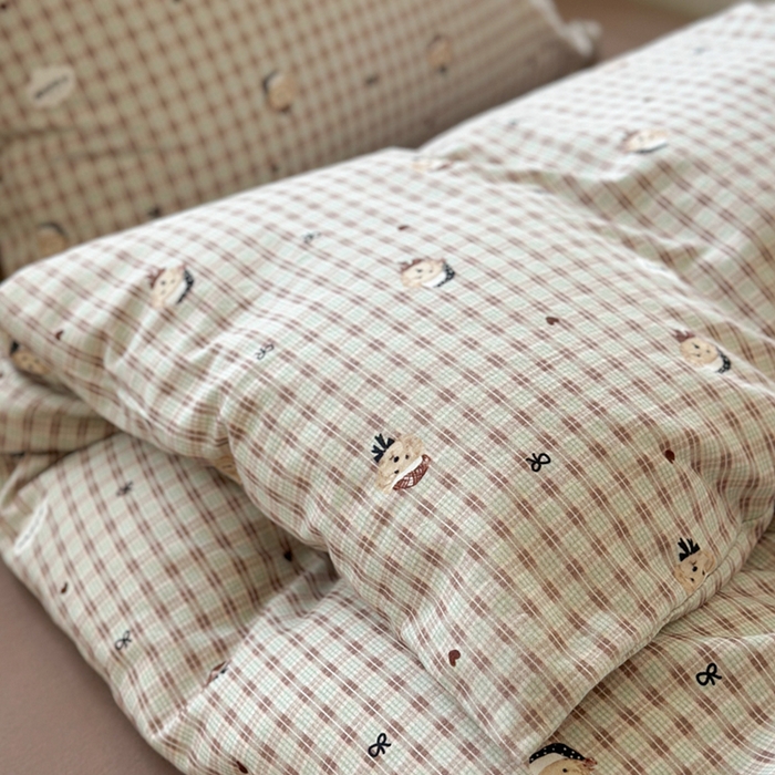 91家纺网 家纺一手货源 找家纺 萝莉家纺 2025新款全棉小清新高品质数码印花磨毛四件套 英伦熊