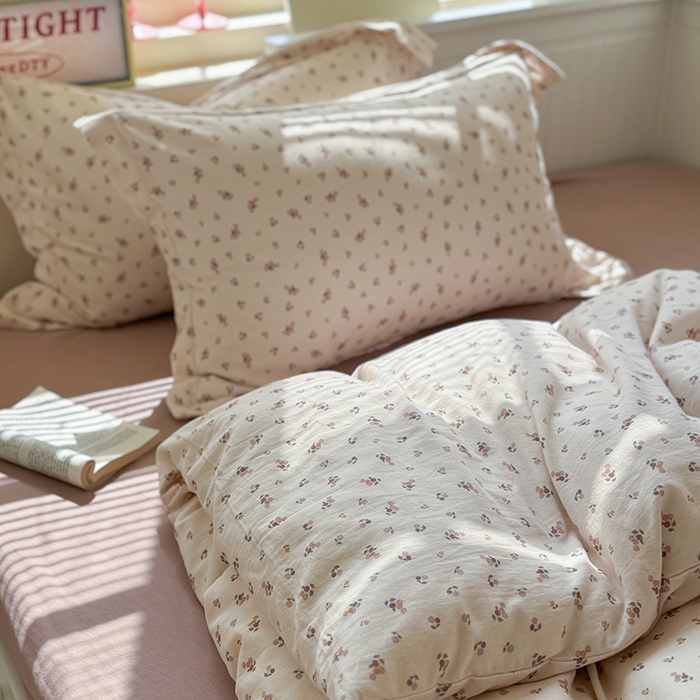 91家纺网 家纺一手货源 找家纺 萝莉家纺 2025新款全棉小清新高品质数码印花磨毛四件套 樱桃多多