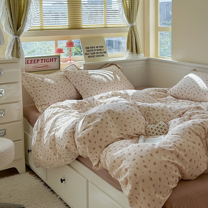 91家纺网 家纺一手货源 找家纺 萝莉家纺 2025新款全棉小清新高品质数码印花磨毛四件套 樱桃多多