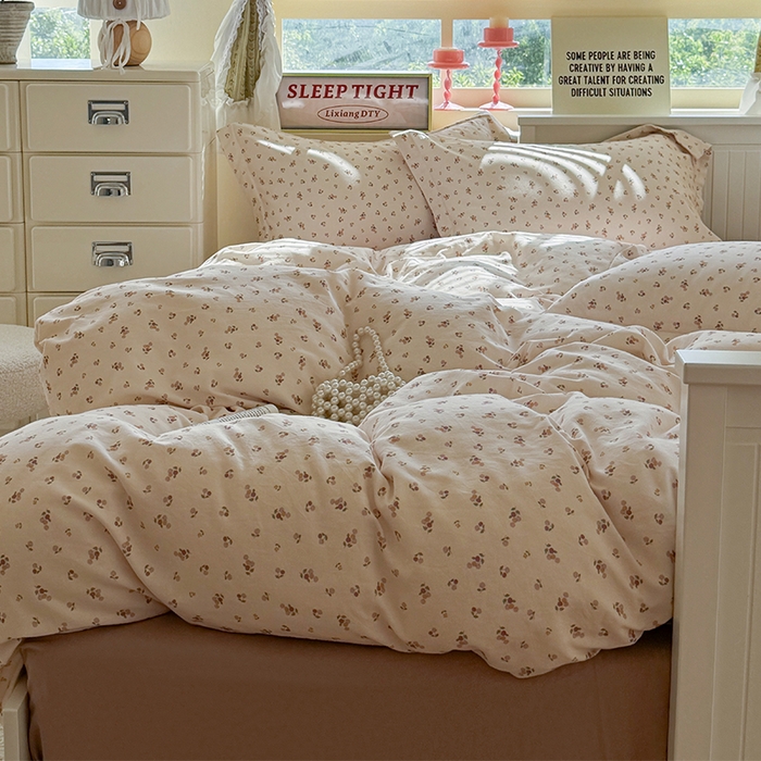 91家纺网 家纺一手货源 找家纺 萝莉家纺 2025新款全棉小清新高品质数码印花磨毛四件套 樱桃多多