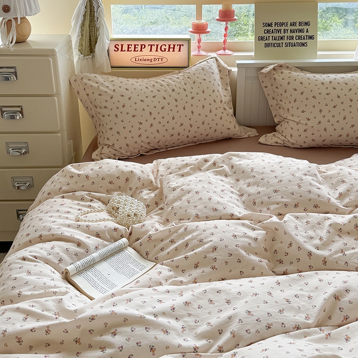 91家纺网 家纺一手货源 找家纺 萝莉家纺 2025新款全棉小清新高品质数码印花磨毛四件套 樱桃多多