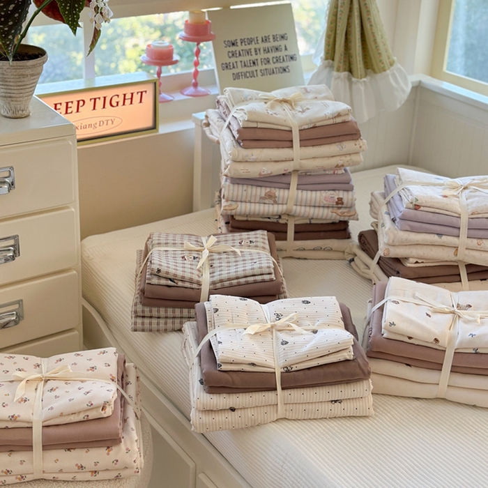 91家纺网 家纺一手货源 找家纺 萝莉家纺 2025新款全棉小清新高品质数码印花磨毛四件套 组合