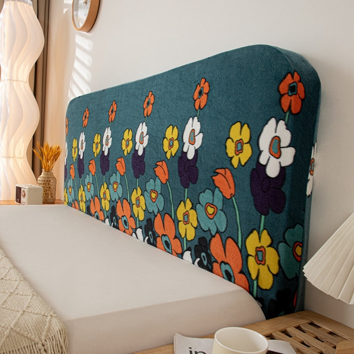 91家纺网 家纺一手货源 找家纺 沐沐家纺 2026新款毛绒印花床头罩 春暖花开