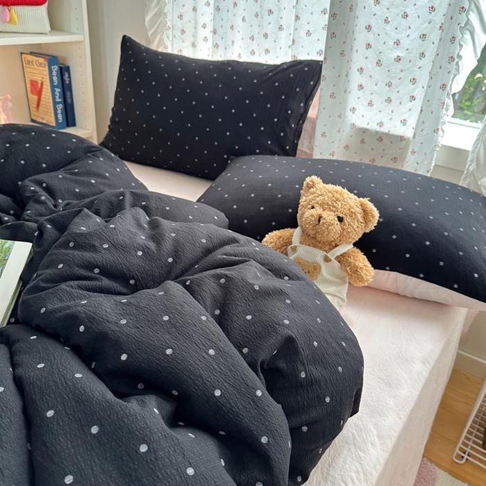 91家纺网 家纺一手货源 找家纺 顾里家纺 2025新款韩系波点云朵棉四件套 黑波点1