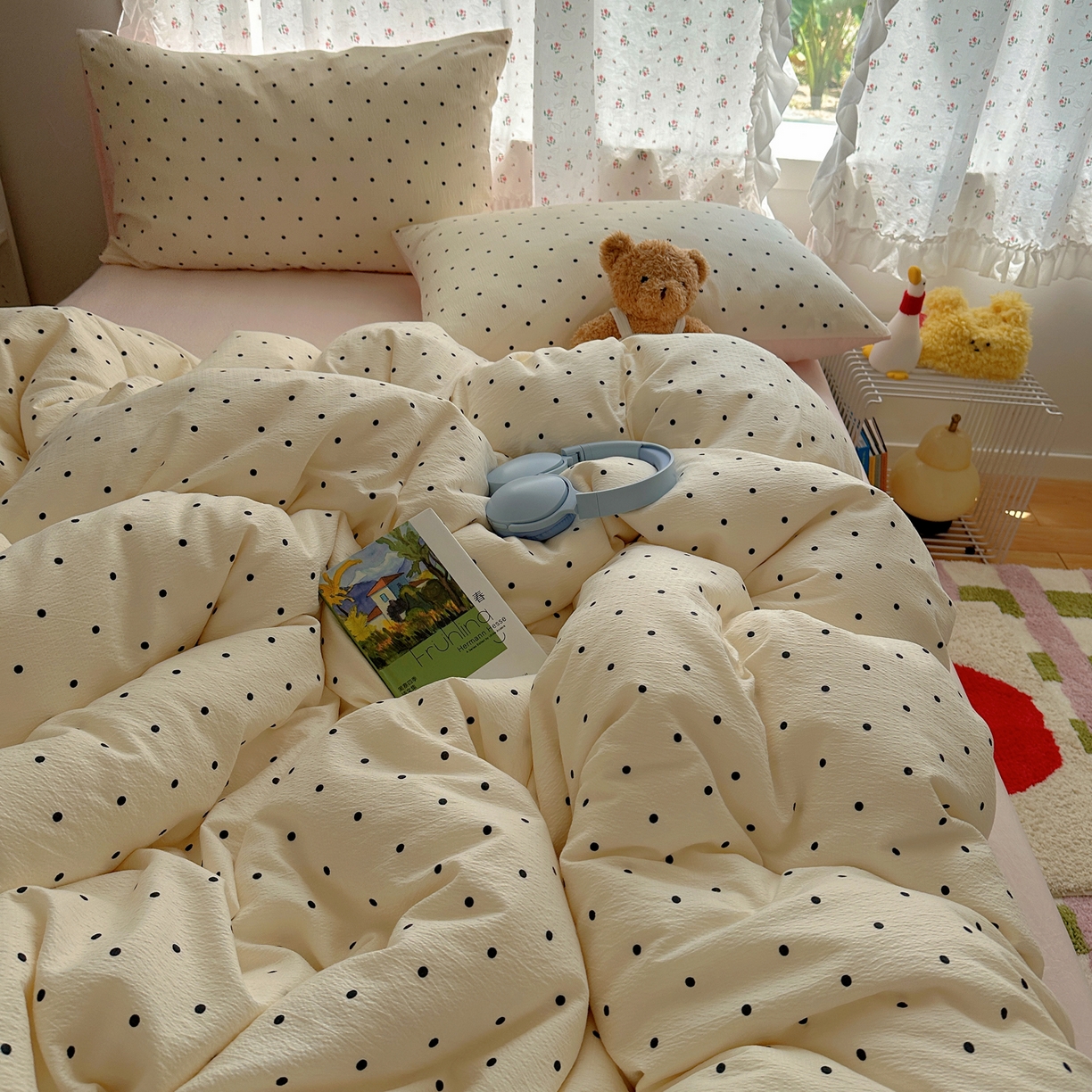 91家纺网 家纺一手货源 找家纺 顾里家纺 2025新款韩系波点云朵棉四件套 白波点