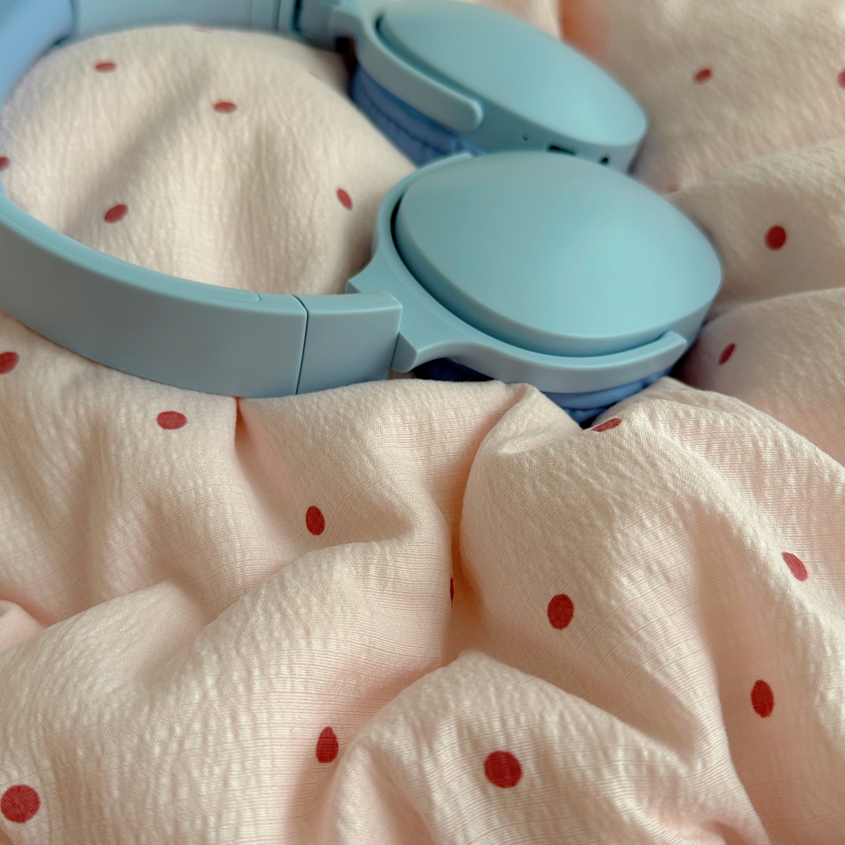 91家纺网 家纺一手货源 找家纺 顾里家纺 2025新款韩系波点云朵棉四件套 粉波点