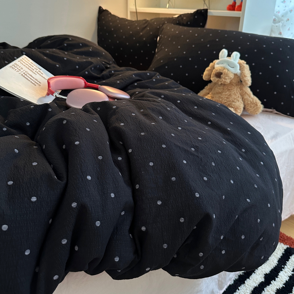 91家纺网 家纺一手货源 找家纺 顾里家纺 2025新款韩系波点云朵棉四件套 黑波点