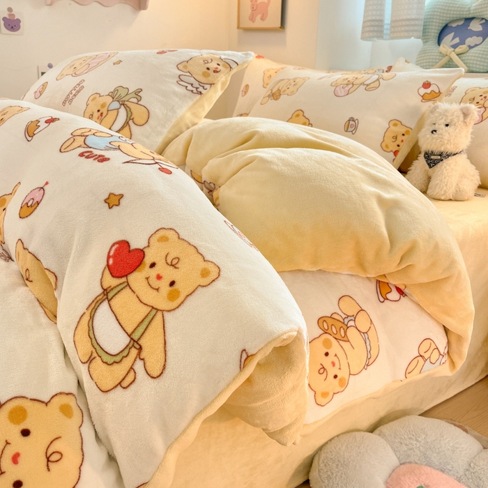 莱米家纺 2025新款小版牛奶绒印花四件套系列 爱心小熊