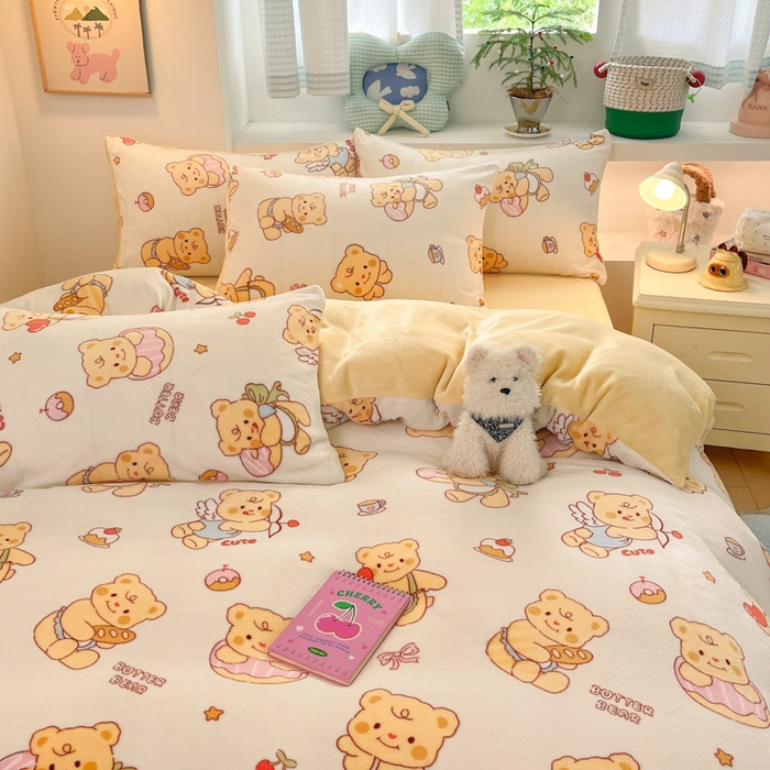 91家纺网 家纺一手货源 找家纺 莱米家纺 2025新款小版牛奶绒印花四件套系列 爱心小熊