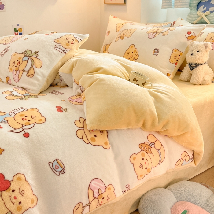 91家纺网 家纺一手货源 找家纺 莱米家纺 2025新款小版牛奶绒印花四件套系列 爱心小熊