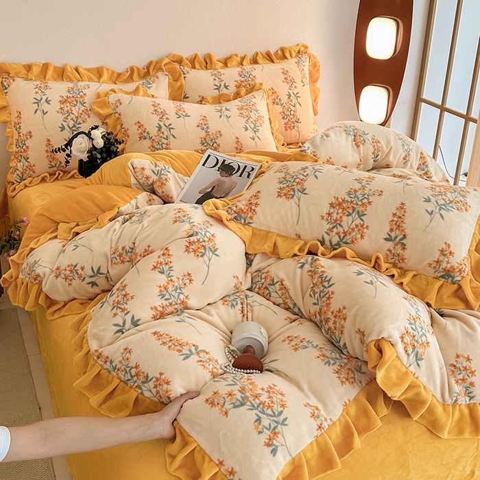 91家纺网 家纺一手货源 找家纺 亿品2025新款直播爆款韩版赫本风高克重牛奶绒四件套床裙款 8.5斤（有买家秀加v） 知秋