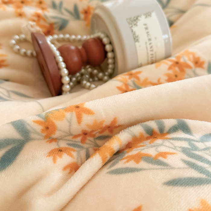 91家纺网 家纺一手货源 找家纺 亿品2025新款直播爆款韩版赫本风高克重牛奶绒四件套床裙款 8.5斤（有买家秀加v） 知秋