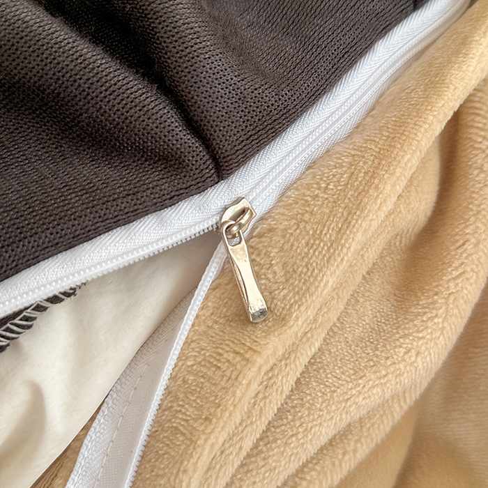 91家纺网 家纺一手货源 找家纺 亿品2025新款直播爆款韩版赫本风高克重牛奶绒四件套床裙款 8.5斤（有买家秀加v） 花边紫韵