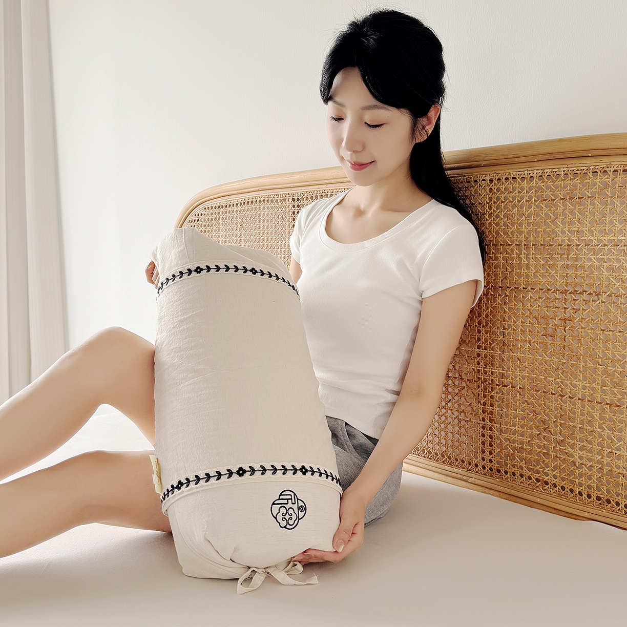 91家纺网 家纺一手货源 找家纺 （总）佳合枕芯 2025新款棉麻国风刺绣荞麦枕(一枕两用） 枕头枕芯