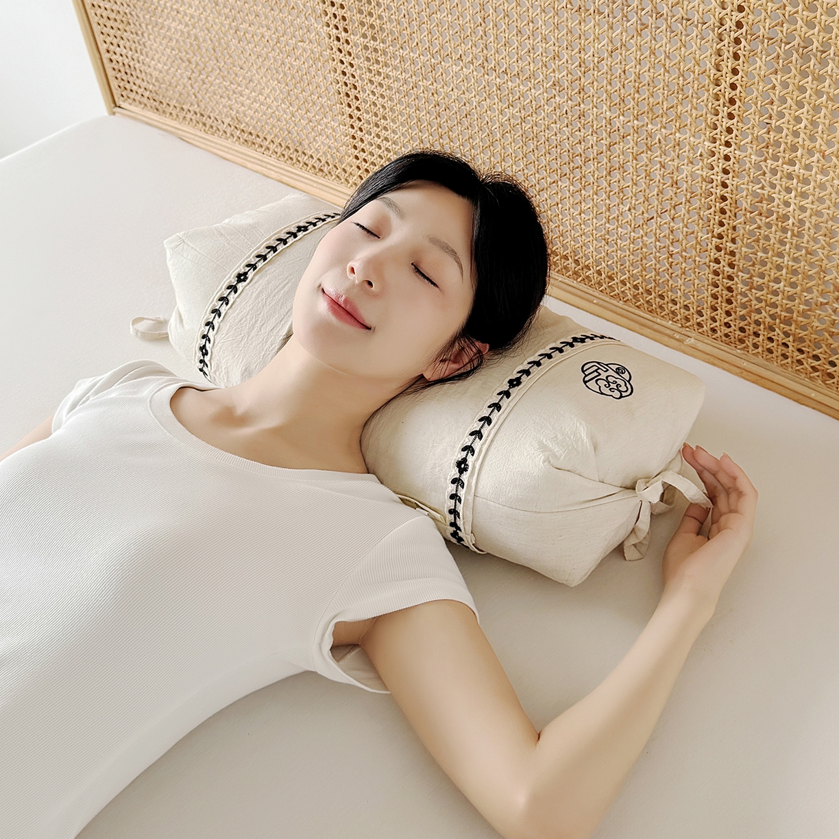 91家纺网 家纺一手货源 找家纺 （总）佳合枕芯 2025新款棉麻国风刺绣荞麦枕(一枕两用） 枕头枕芯