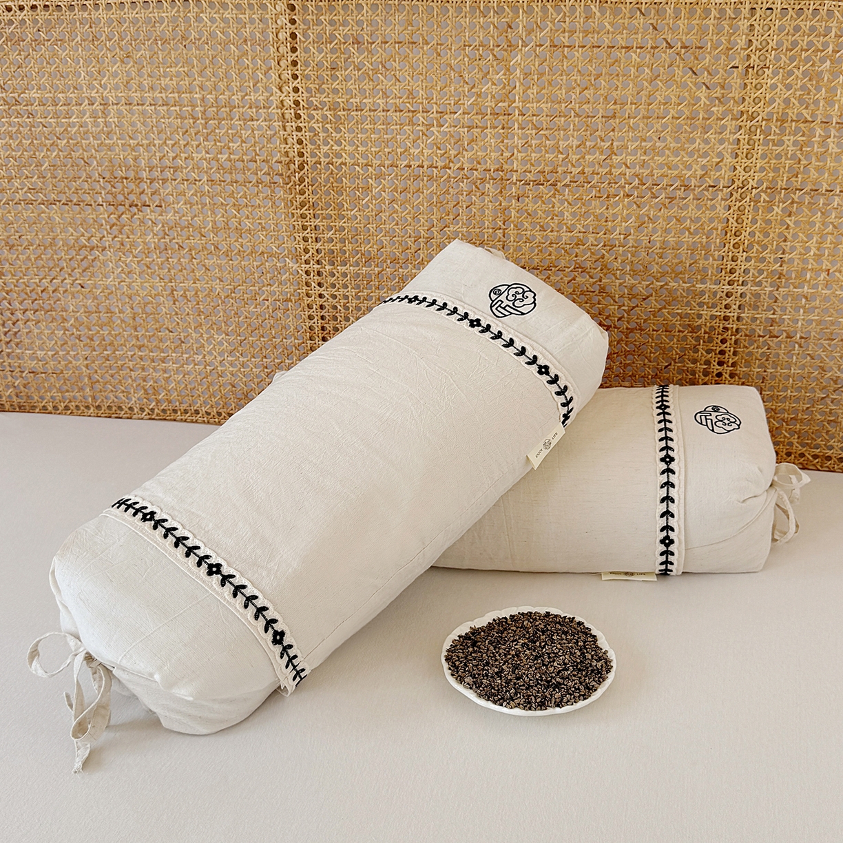 91家纺网 家纺一手货源 找家纺 （总）佳合枕芯 2025新款棉麻国风刺绣荞麦枕(一枕两用） 枕头枕芯