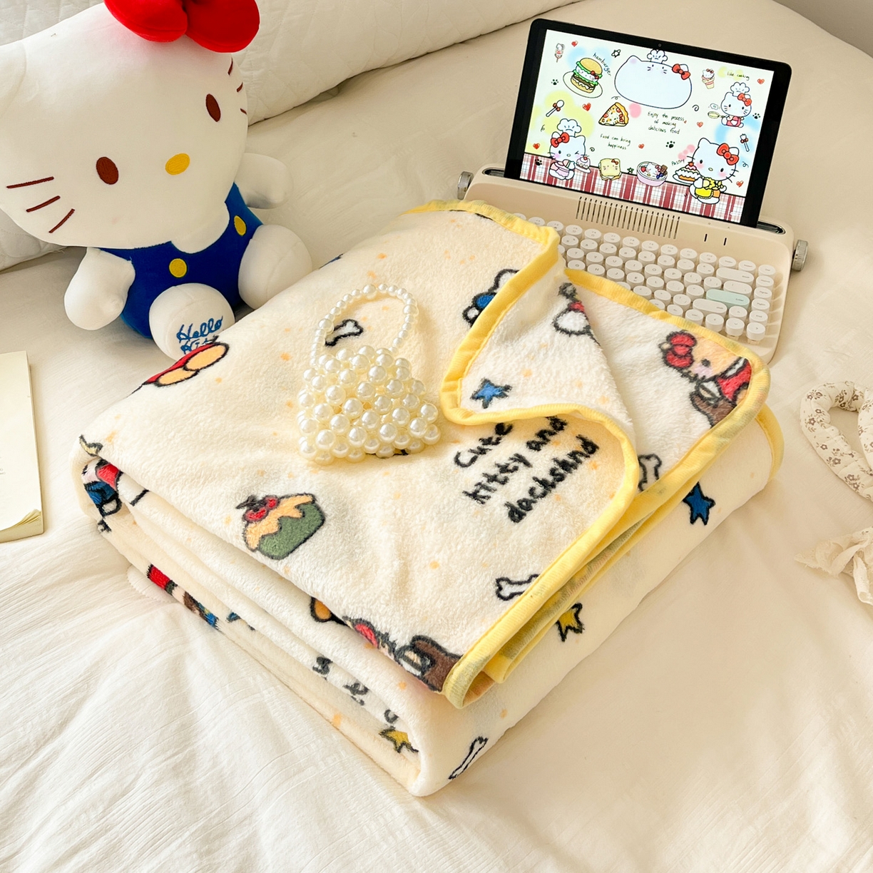 91家纺网 家纺一手货源 找家纺 富米莱（原臻工厂） 2025新款正版授权三丽鸥高克重卡通牛奶绒毛毯多功能毯子盖毯一搭配亮色包边 黑皮K t