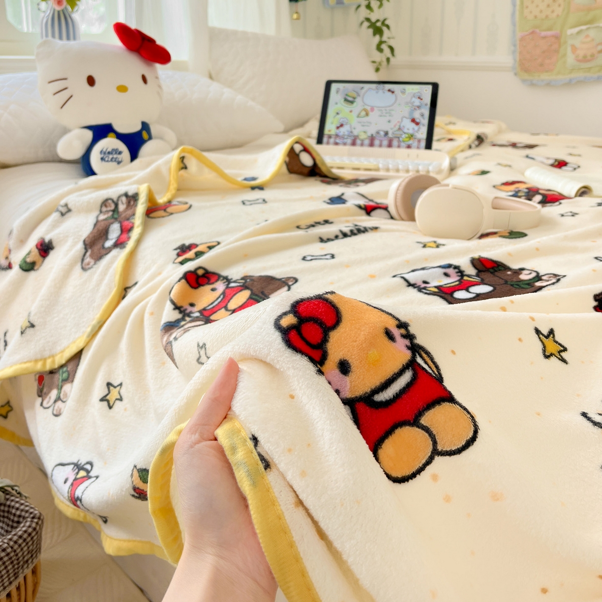 91家纺网 家纺一手货源 找家纺 富米莱（原臻工厂） 2025新款正版授权三丽鸥高克重卡通牛奶绒毛毯多功能毯子盖毯一搭配亮色包边 黑皮K t