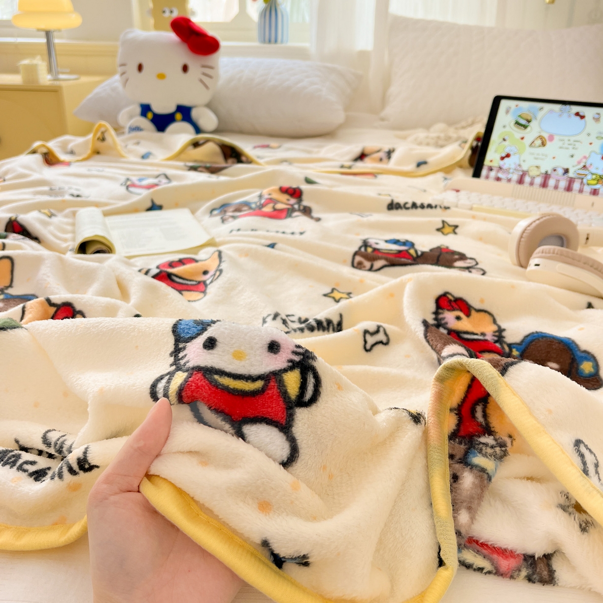 91家纺网 家纺一手货源 找家纺 富米莱（原臻工厂） 2025新款正版授权三丽鸥高克重卡通牛奶绒毛毯多功能毯子盖毯一搭配亮色包边 黑皮K t