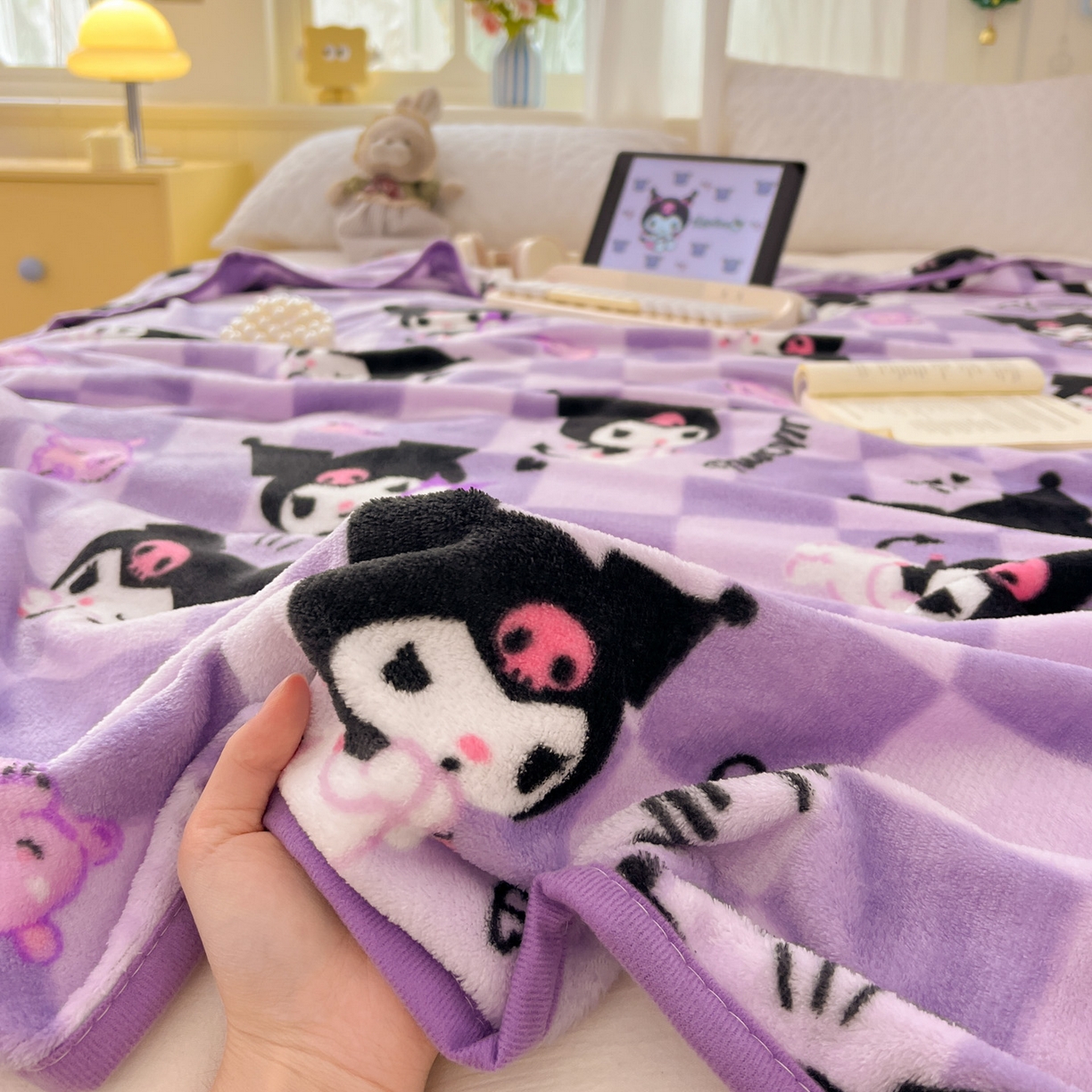 91家纺网 家纺一手货源 找家纺 富米莱（原臻工厂） 2025新款正版授权三丽鸥高克重卡通牛奶绒毛毯多功能毯子盖毯一搭配亮色包边 紫格库洛米