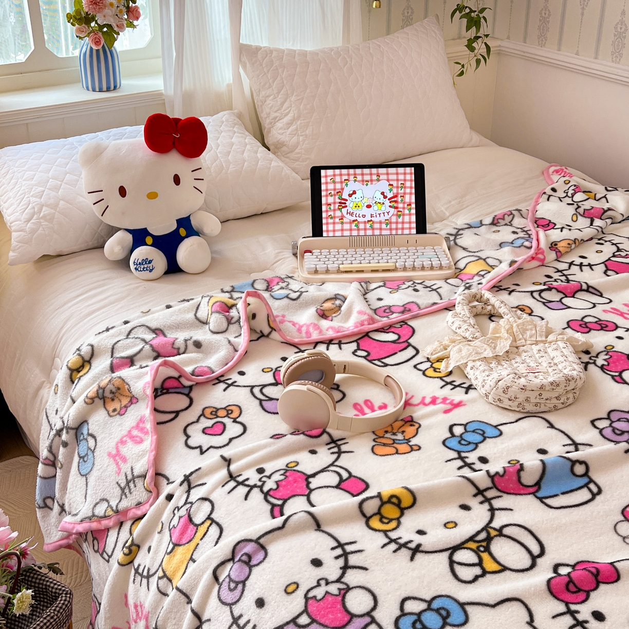 91家纺网 家纺一手货源 找家纺 富米莱（原臻工厂） 2025新款正版授权三丽鸥高克重卡通牛奶绒毛毯多功能毯子盖毯一搭配亮色包边 K t日记