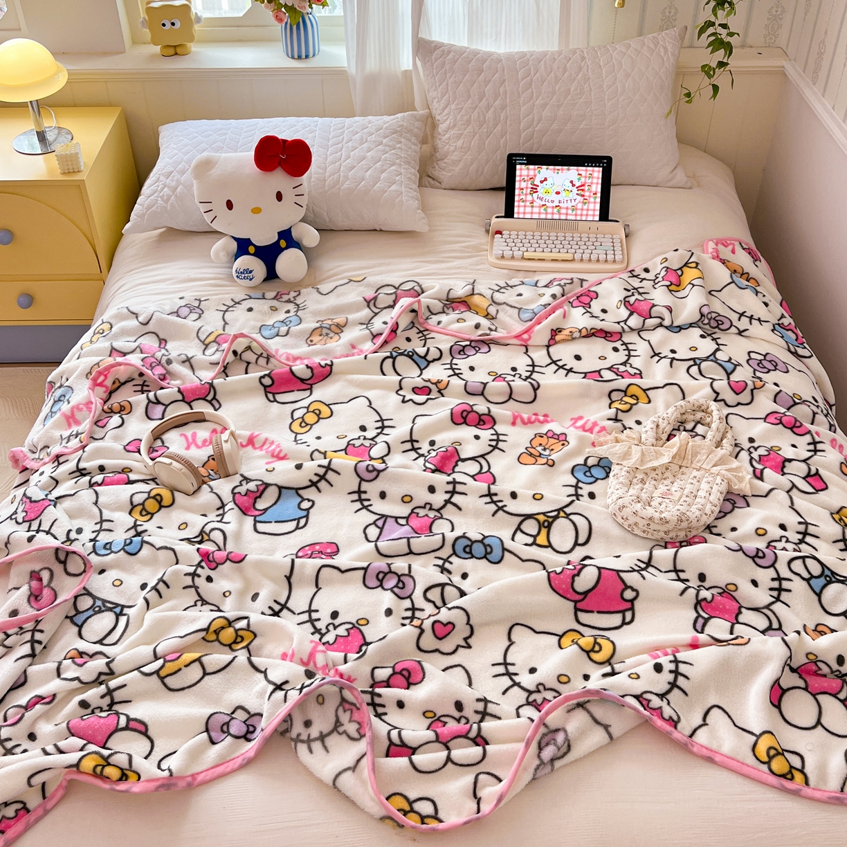 91家纺网 家纺一手货源 找家纺 富米莱（原臻工厂） 2025新款正版授权三丽鸥高克重卡通牛奶绒毛毯多功能毯子盖毯一搭配亮色包边 K t日记